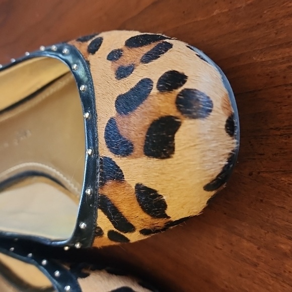 ANNE KLEIN leopard print flats - Picture 4 of 15